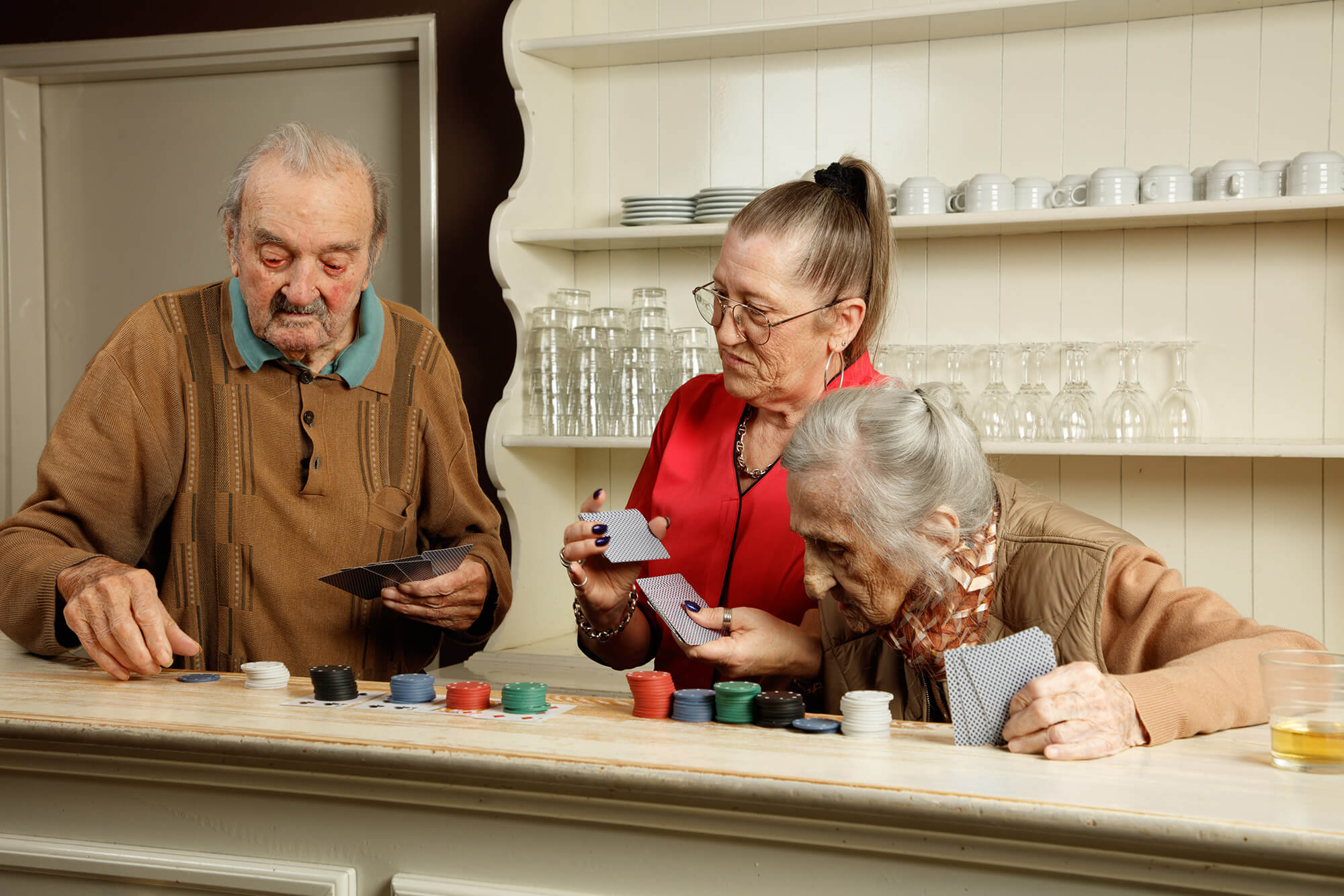 Activité dans une maison de retraite avec unité Alzheimer à Aix-en-Provence